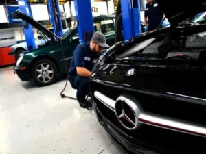 تبديل بطارية مرسيدس الكويت خدمة 24 ساعة | Mercedes battery replacement Kuwait