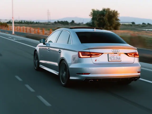 صيانة اودي في الكويت  بنشر اودي  Audi service Kuwait  خدمة 24 ساعة.webp